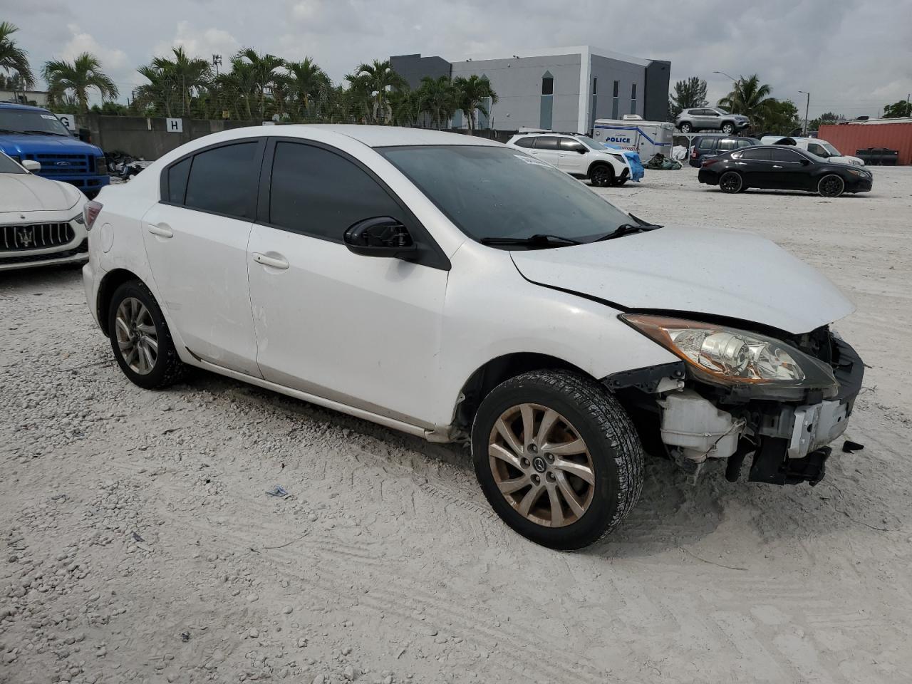 2013 MAZDA 3 I - Фото 4