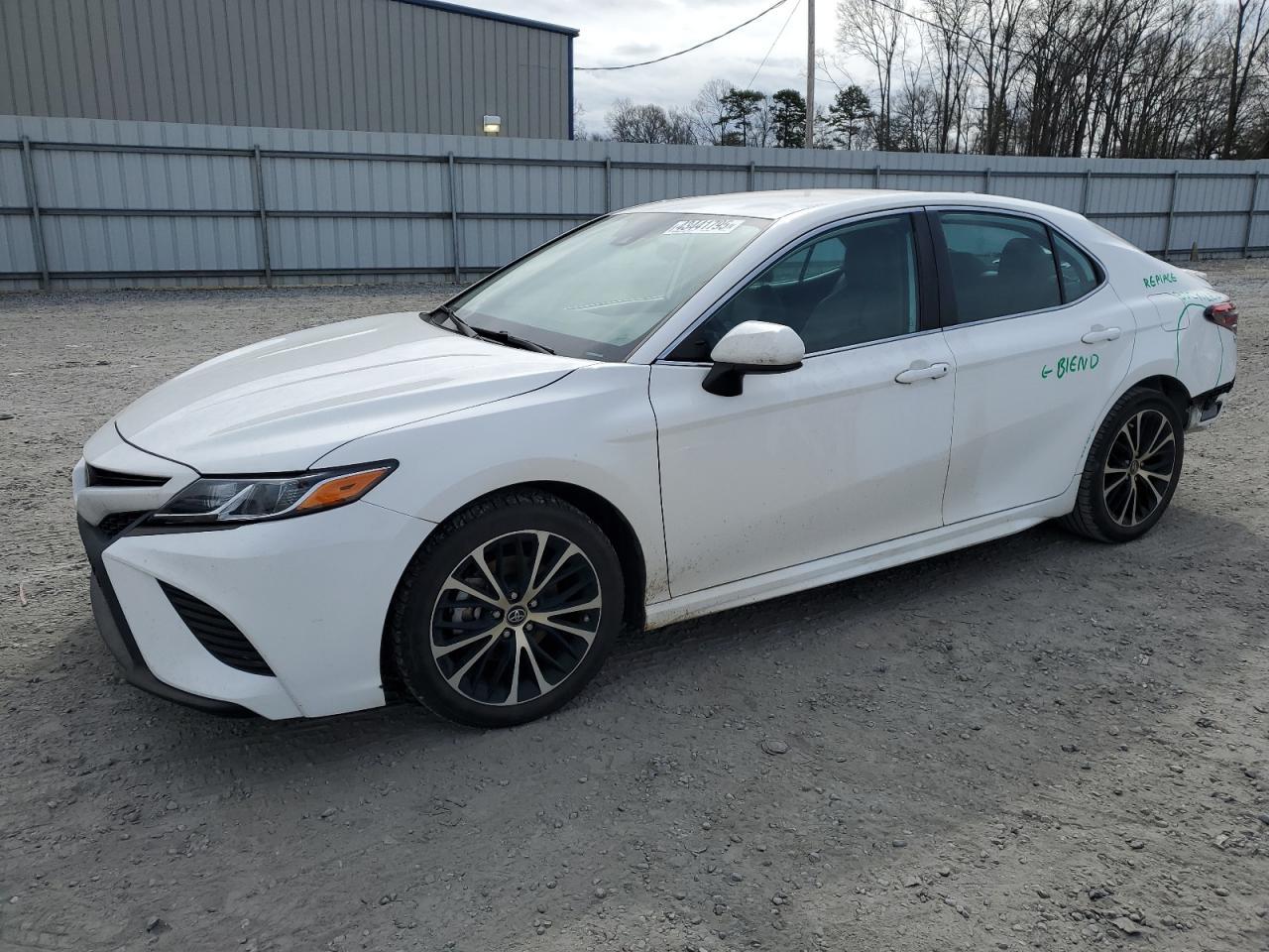 2019 TOYOTA CAMRY L