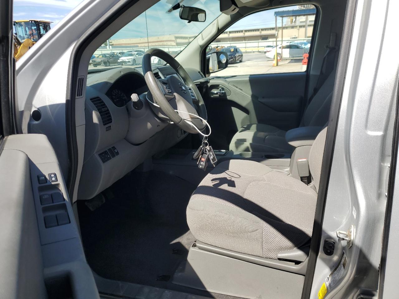 2019 NISSAN FRONTIER S - Фото 7