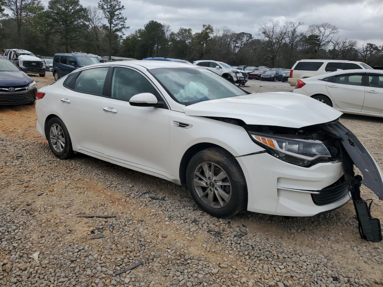 2016 KIA OPTIMA LX - Image 4