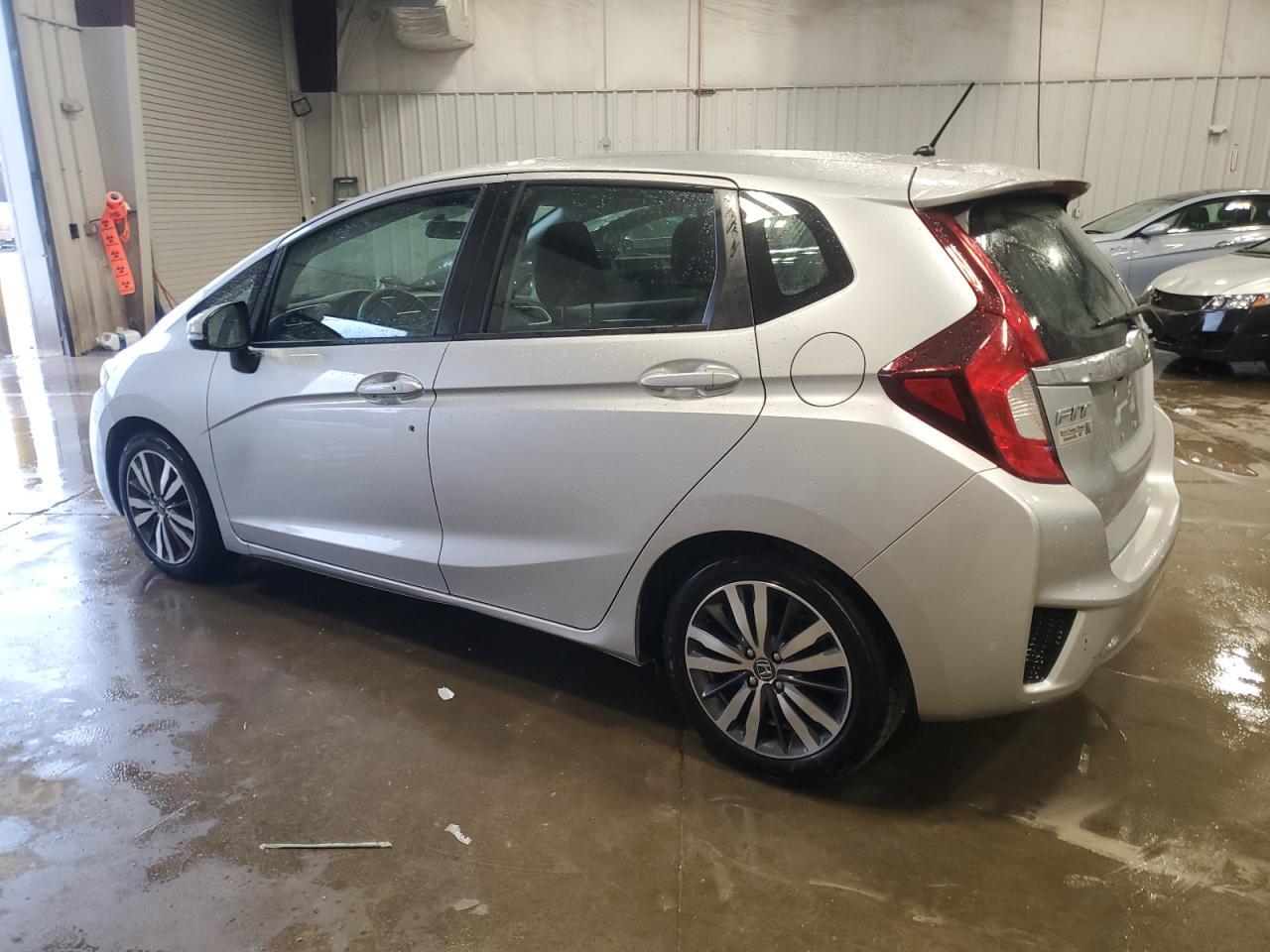 2015 HONDA FIT EX - Image 2