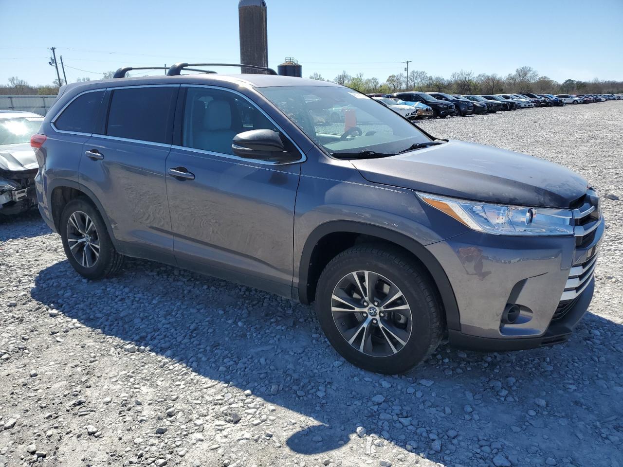 2019 TOYOTA HIGHLANDER - Image 4