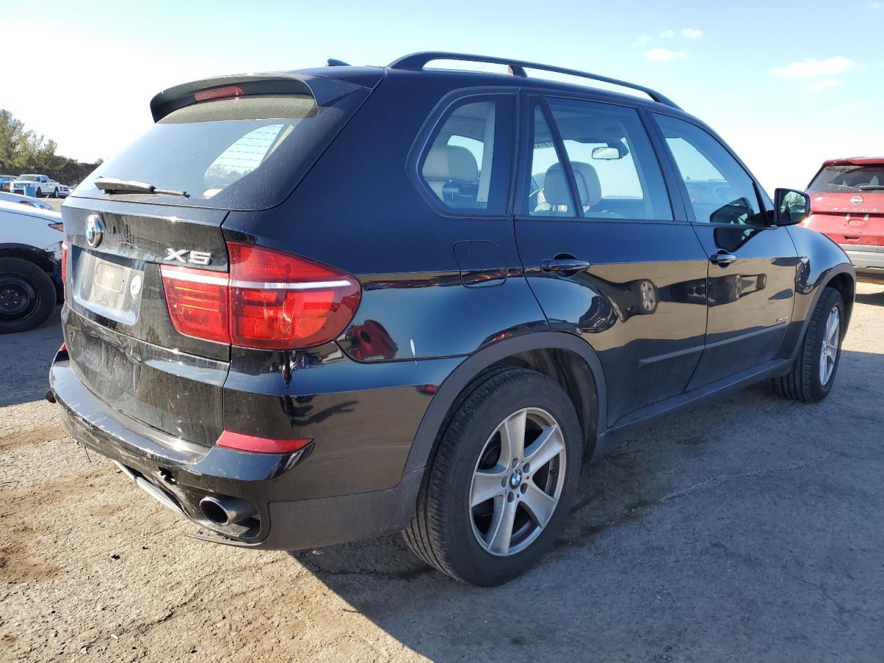 2013 BMW X5 XDRIVE3 - Фото 3