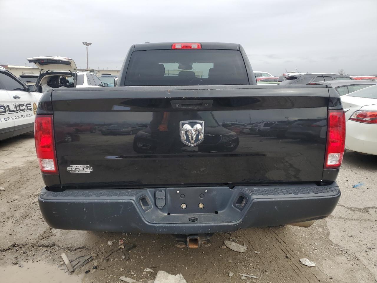 2018 RAM 1500 ST - Image 6