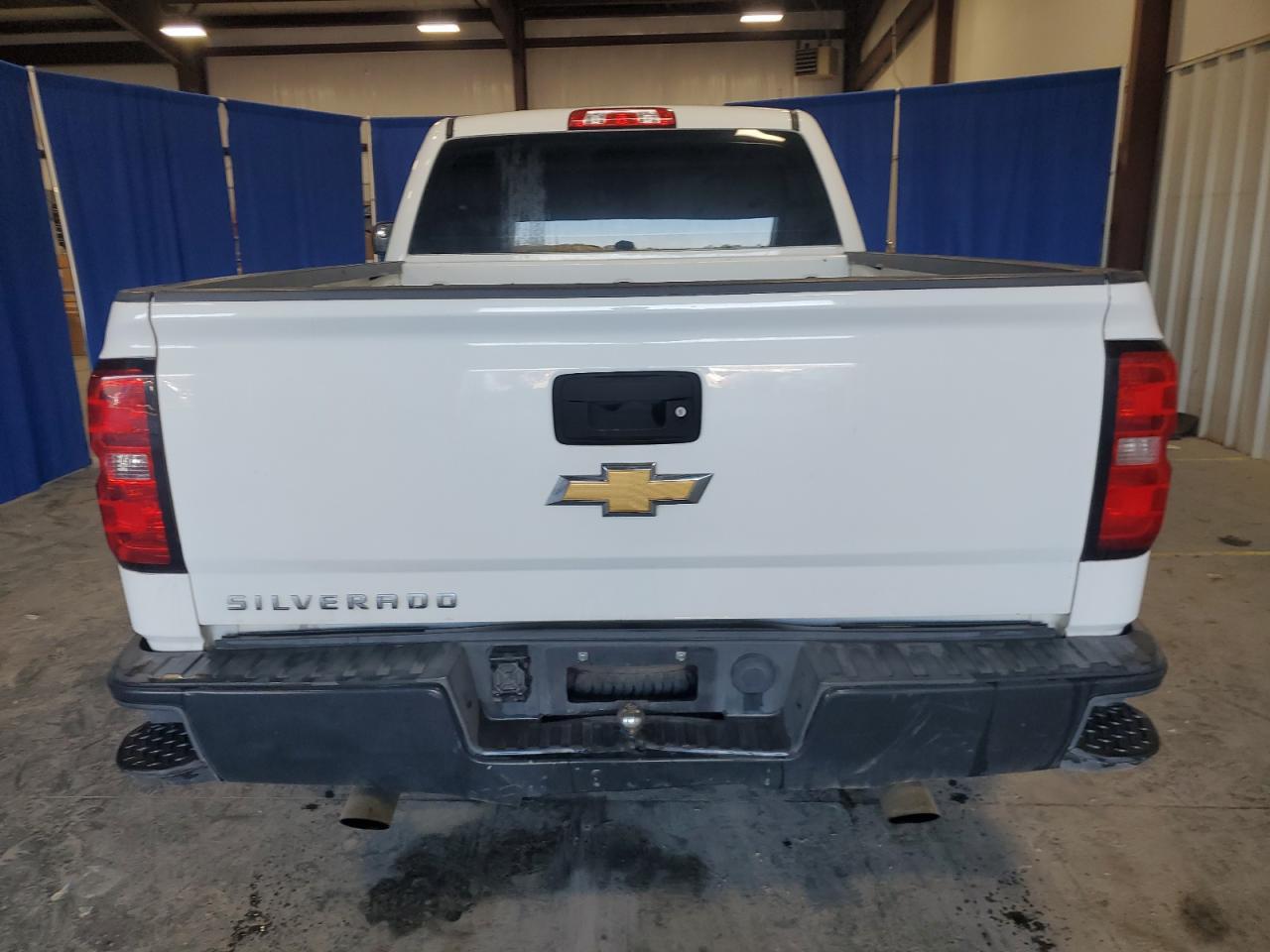 2017 CHEVROLET SILVERADO - Image 6
