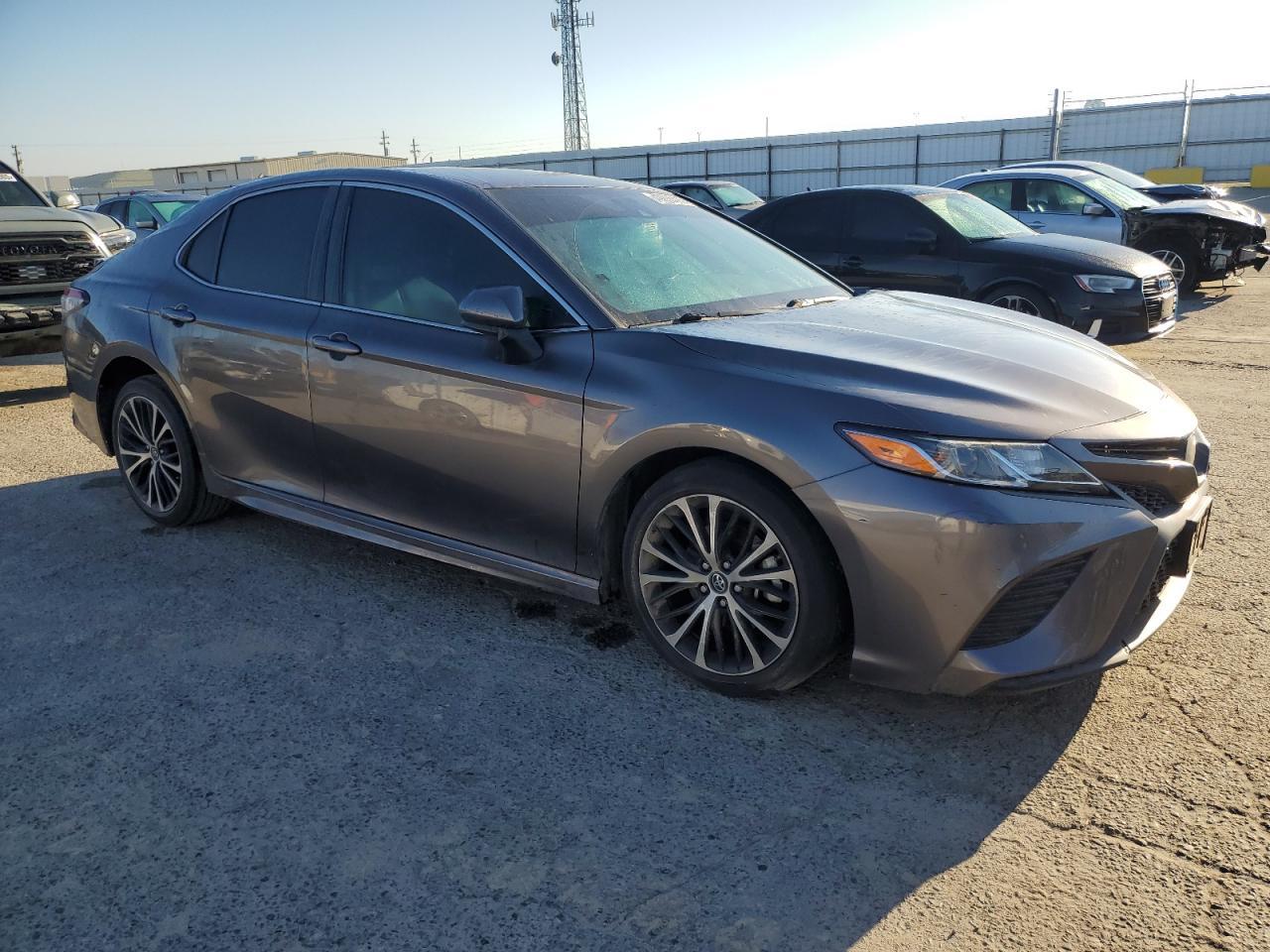 2019 TOYOTA CAMRY L - Фото 4