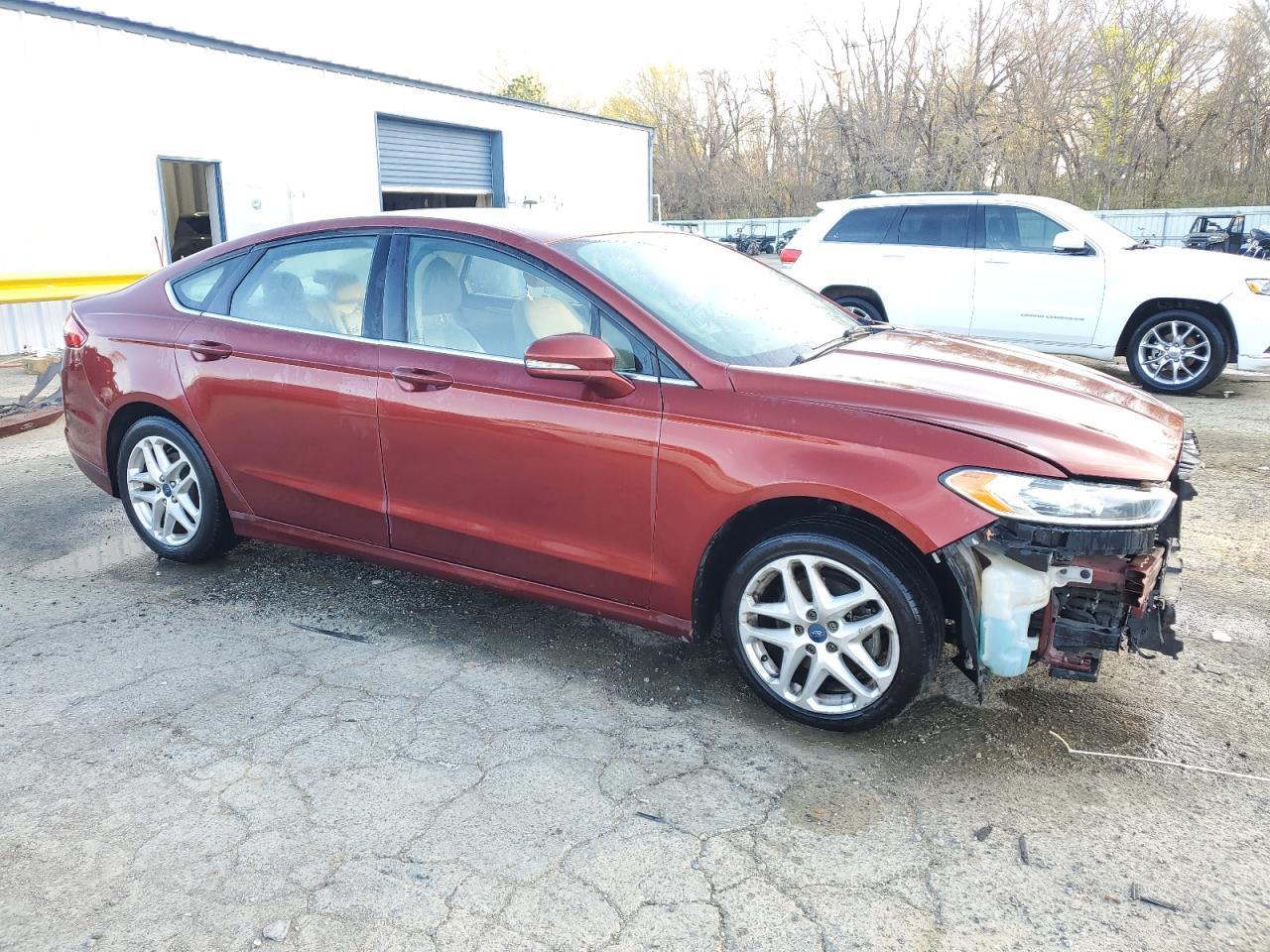 2014 FORD FUSION SE - Image 4