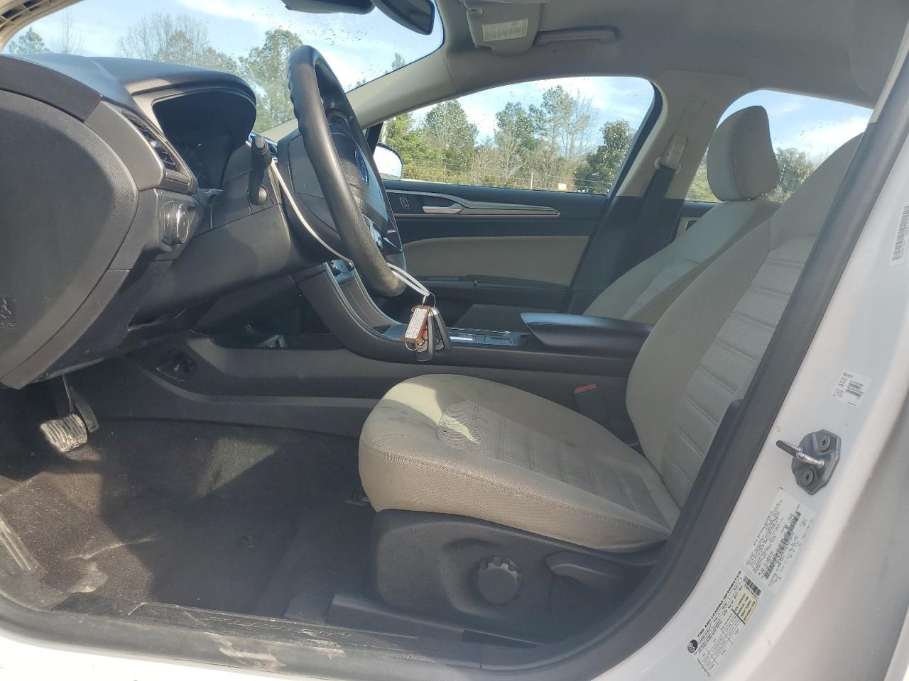 2020 FORD FUSION S - Фото 7