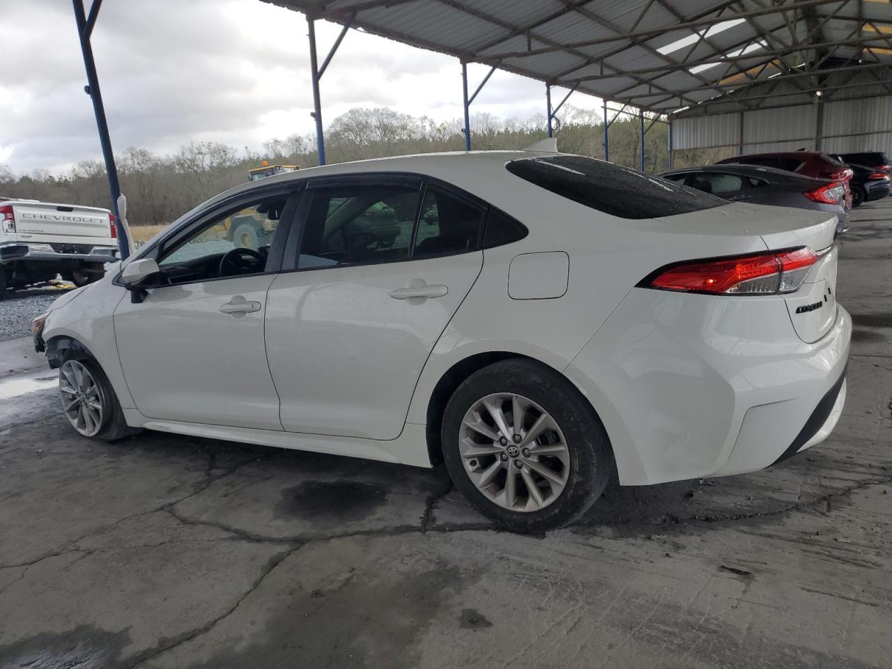 2022 TOYOTA COROLLA LE - Image 2