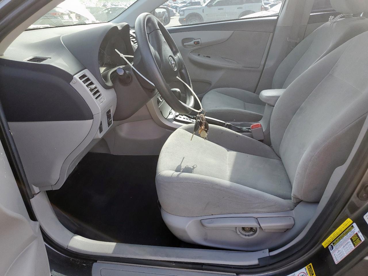 2013 TOYOTA COROLLA BA - Фото 7