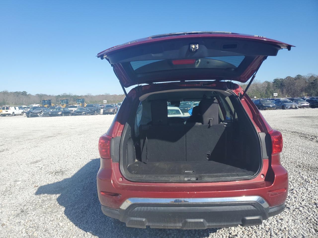 2017 NISSAN PATHFINDER - Фото 6