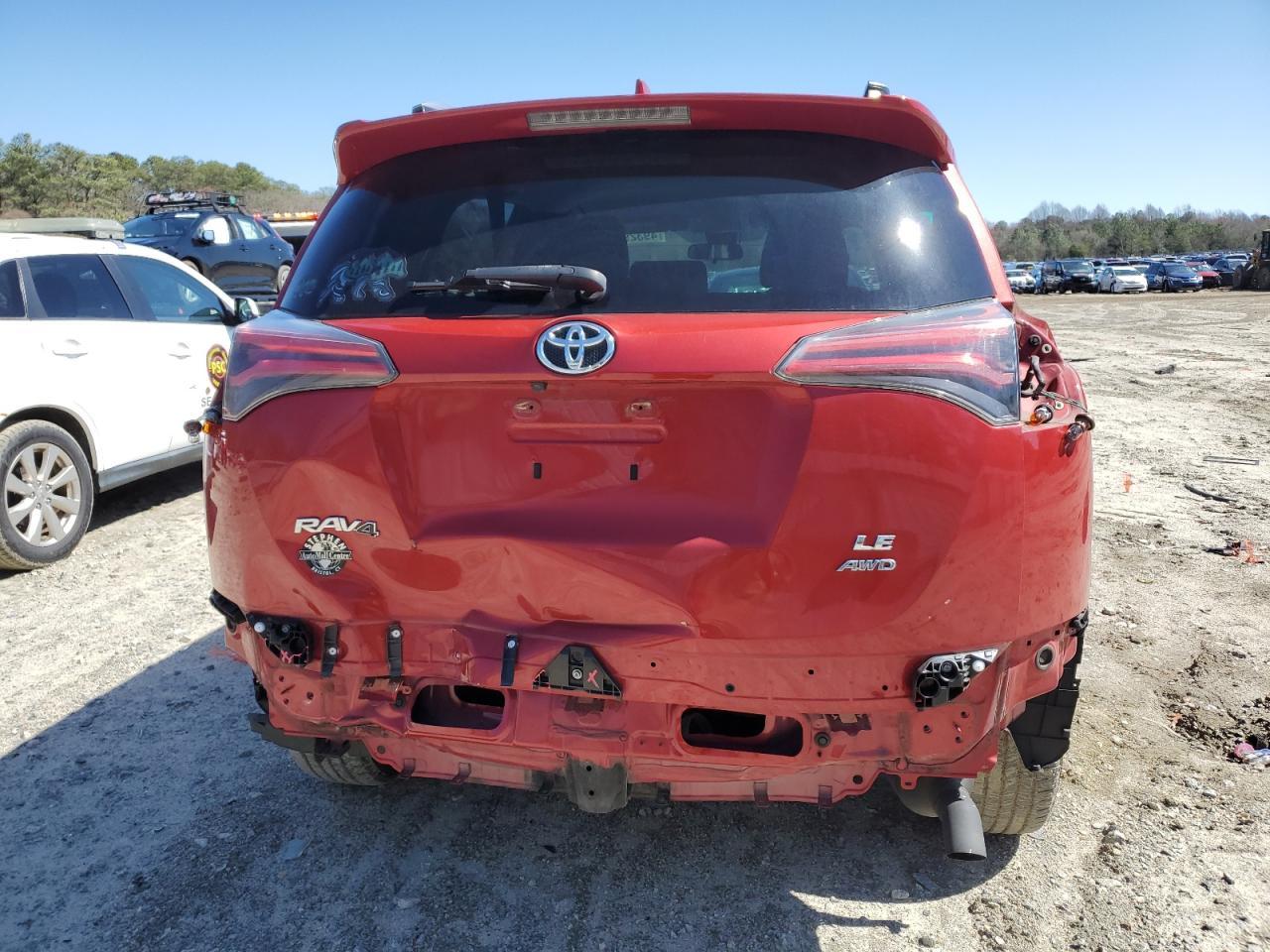2017 TOYOTA RAV4 LE - Фото 6