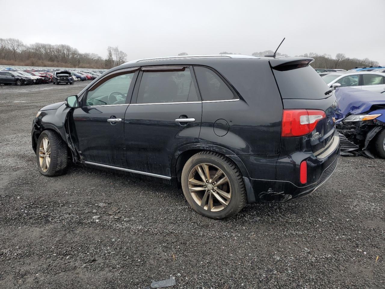 2015 KIA SORENTO SX - Image 2