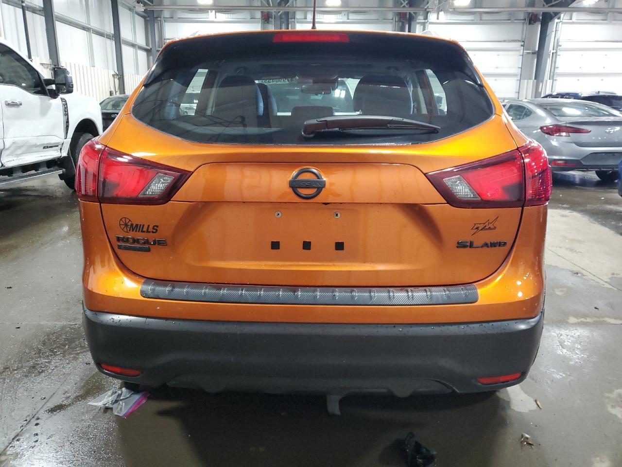 2017 NISSAN ROGUE SPOR - Фото 6