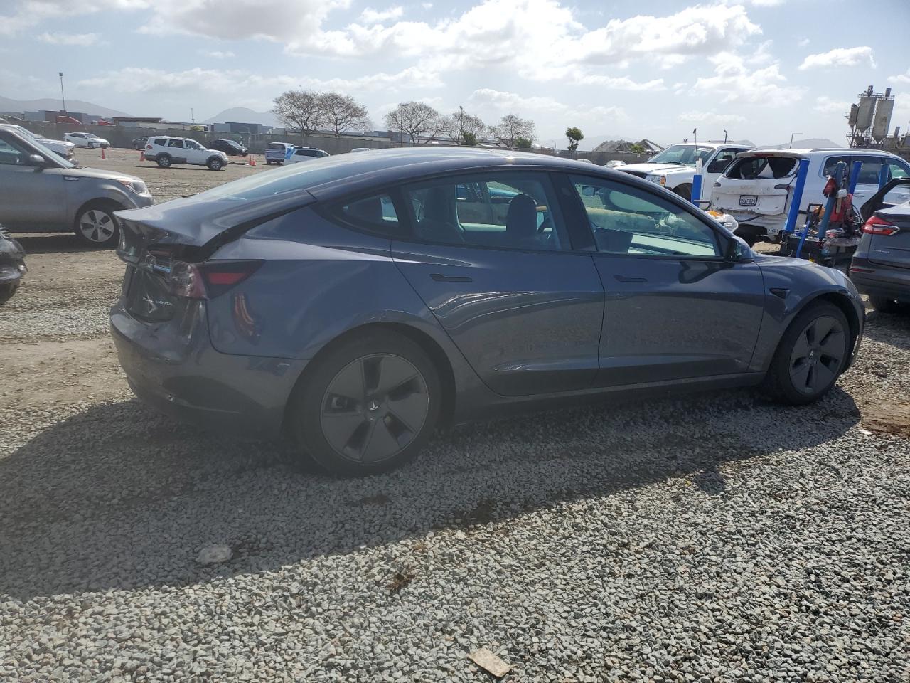 2022 TESLA MODEL 3 - Image 3