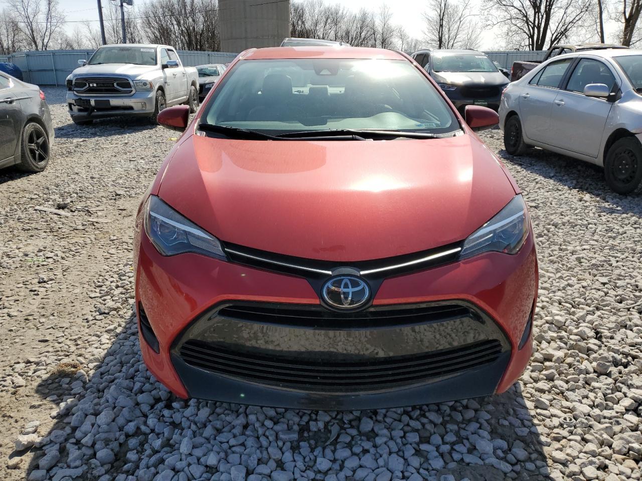 2019 TOYOTA COROLLA L - Фото 5