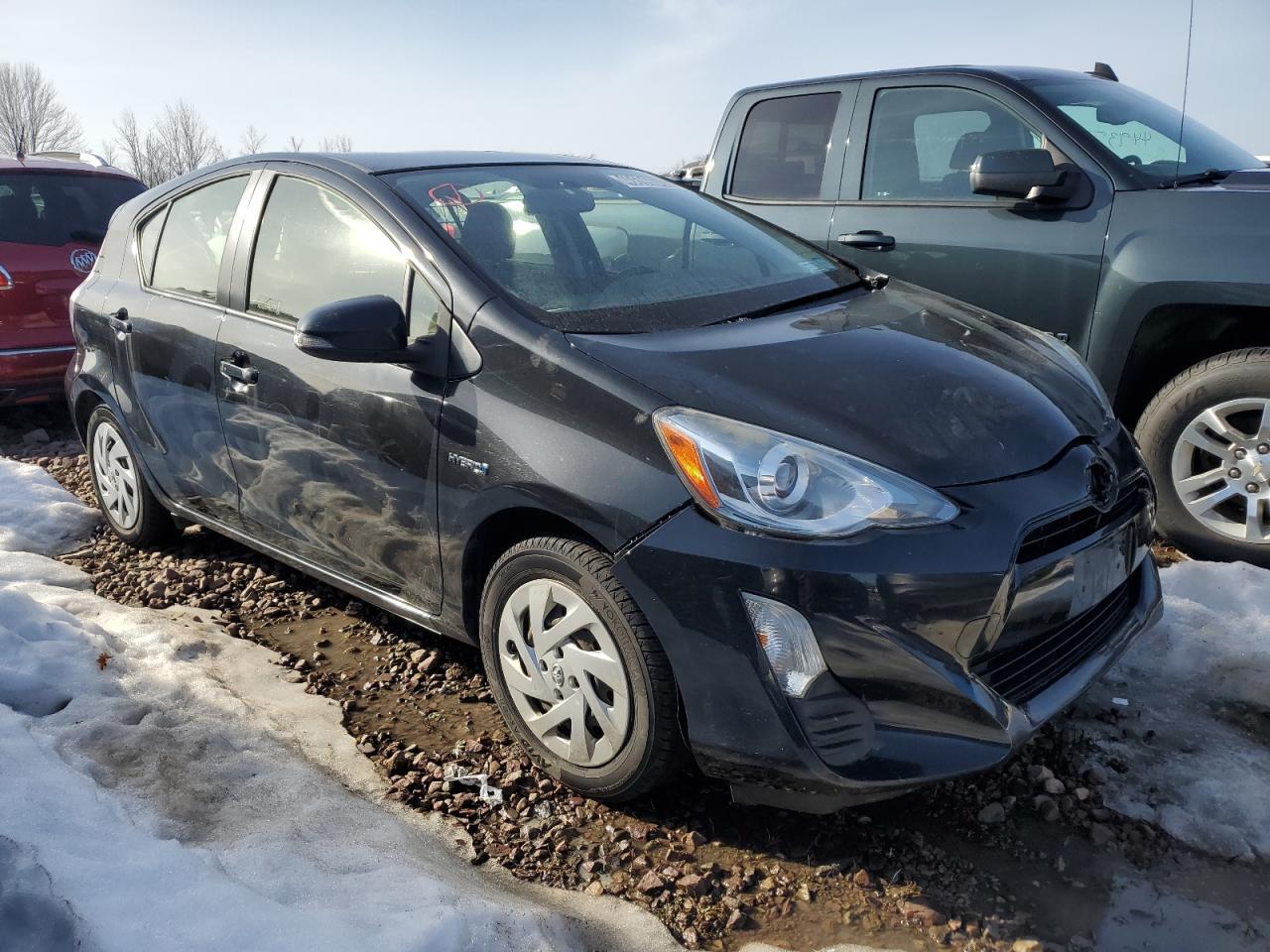 2016 TOYOTA PRIUS C - Image 4