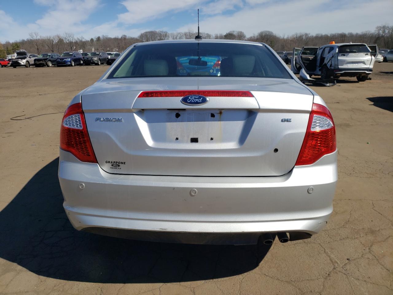 2012 FORD FUSION SE - Image 6