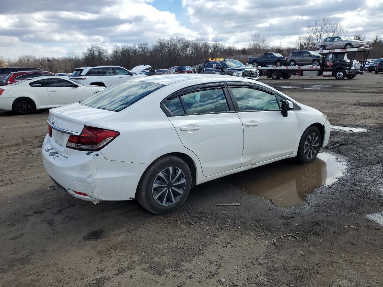 2013 HONDA CIVIC LX - Фото 3