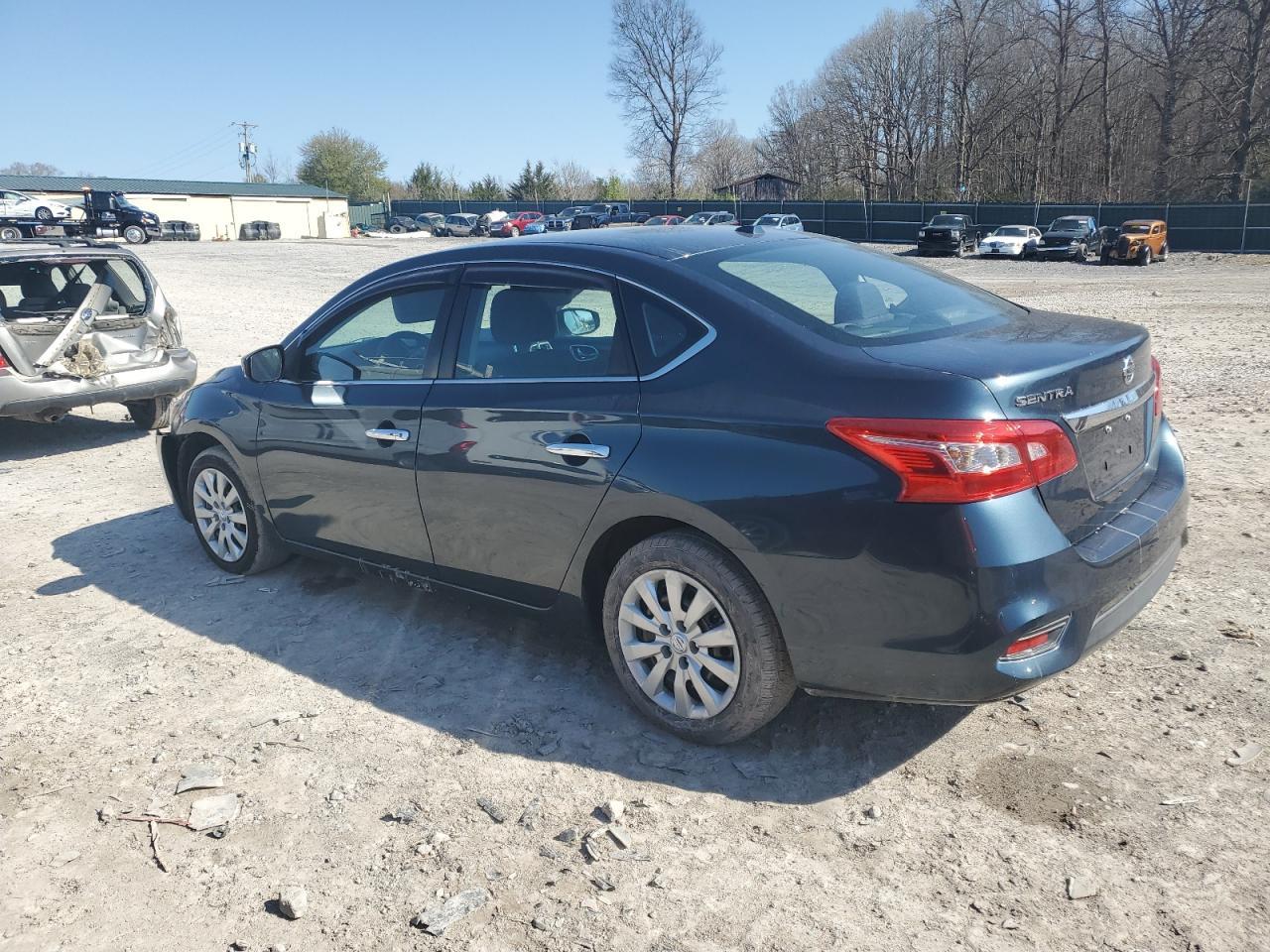 2016 NISSAN SENTRA S - Фото 2