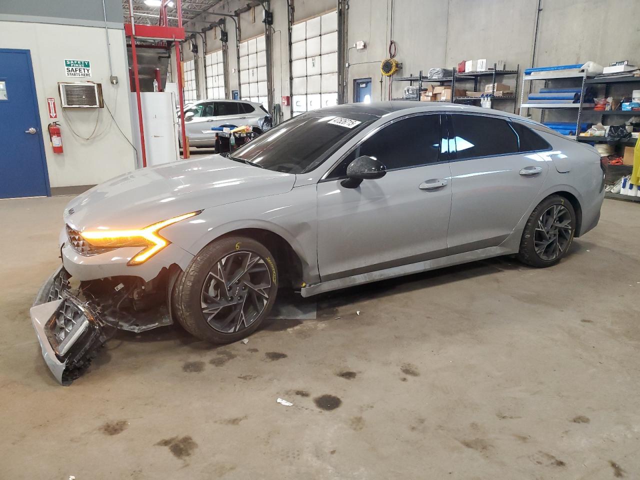 2025 KIA K5 GT LINE