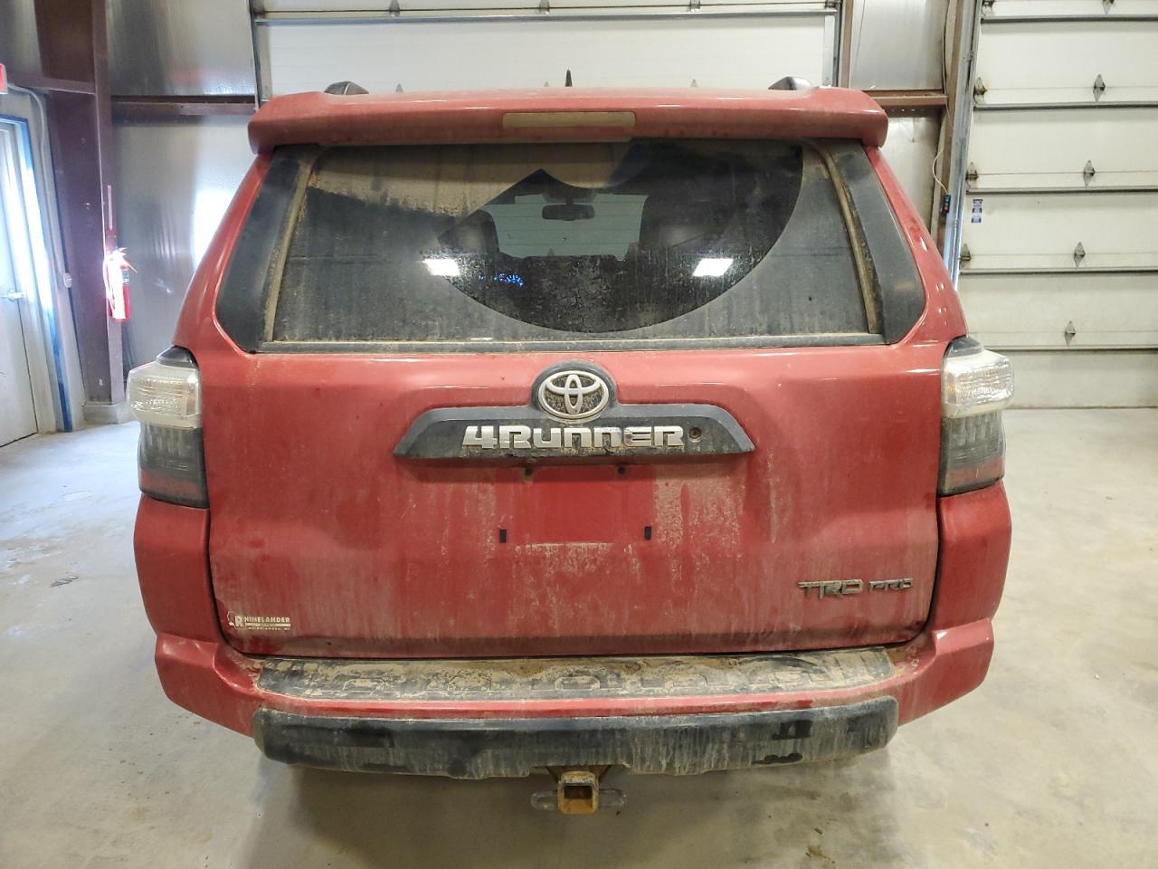 2017 TOYOTA 4RUNNER SR - Фото 6