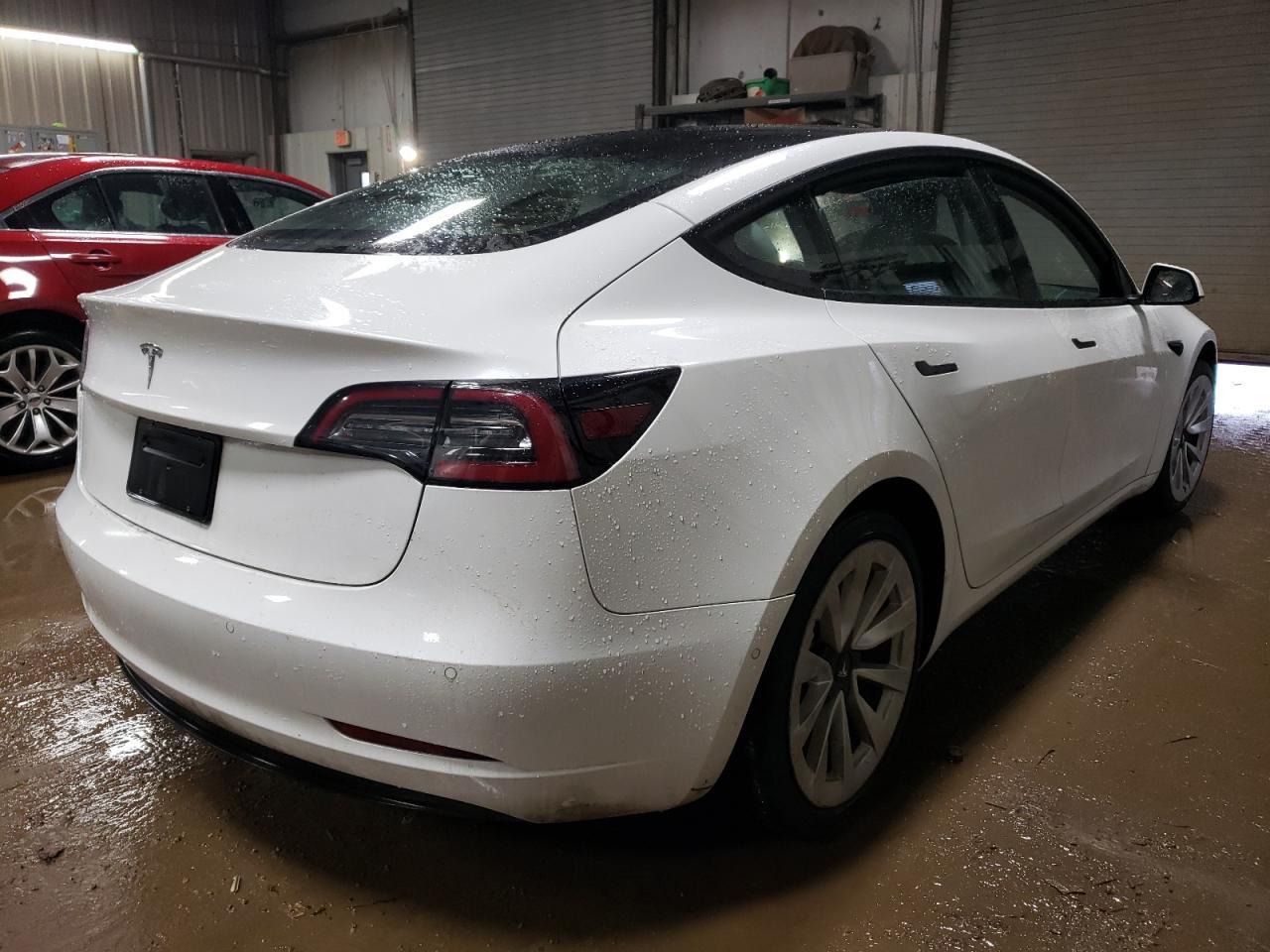 2022 TESLA MODEL 3 - Image 3
