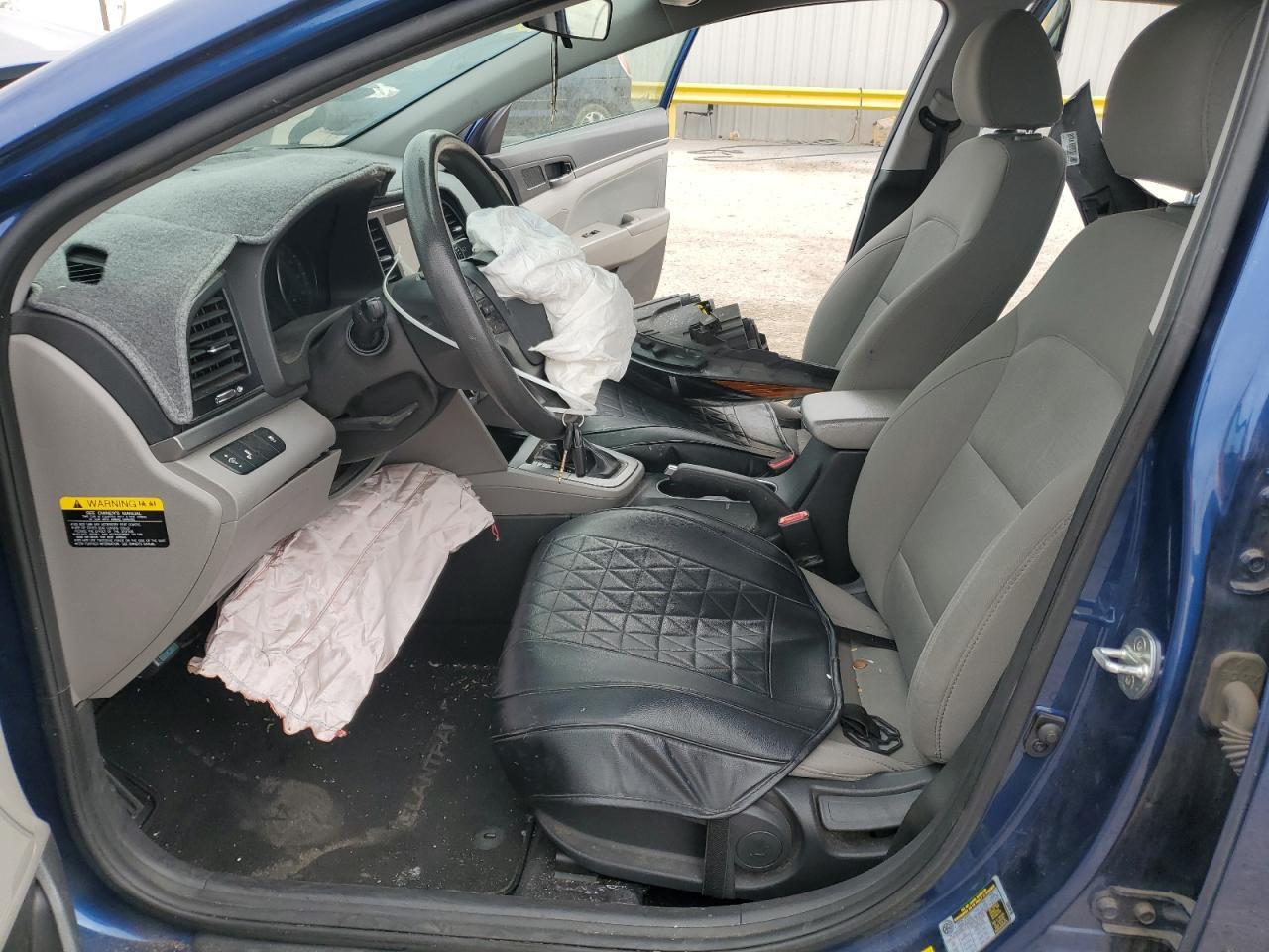 2018 HYUNDAI ELANTRA SE - Фото 7