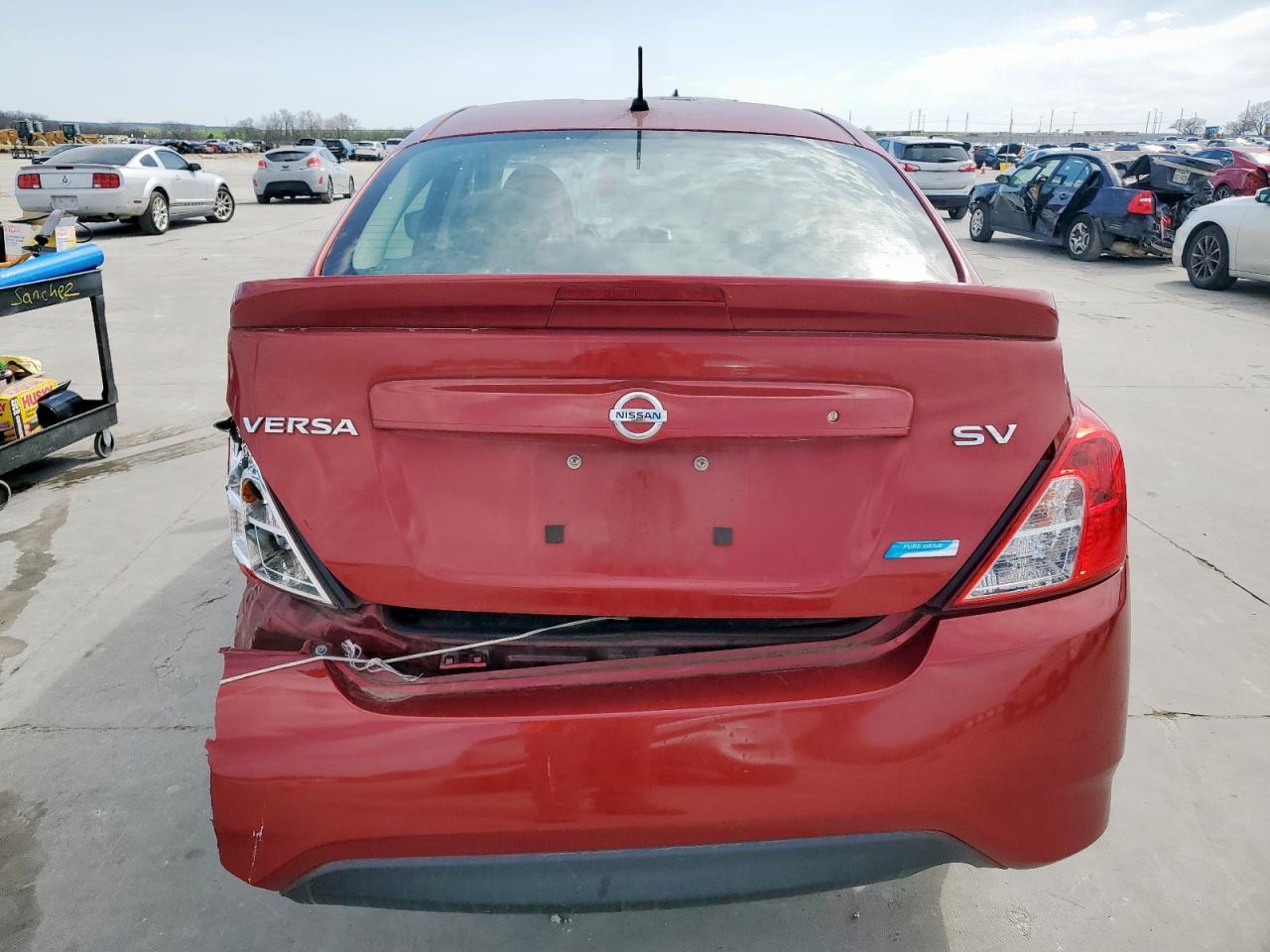 2016 NISSAN VERSA S - Image 6