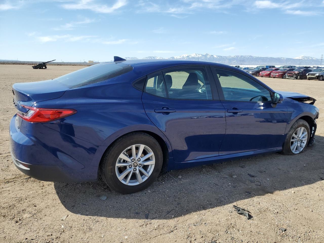 2025 TOYOTA CAMRY XSE - Фото 3