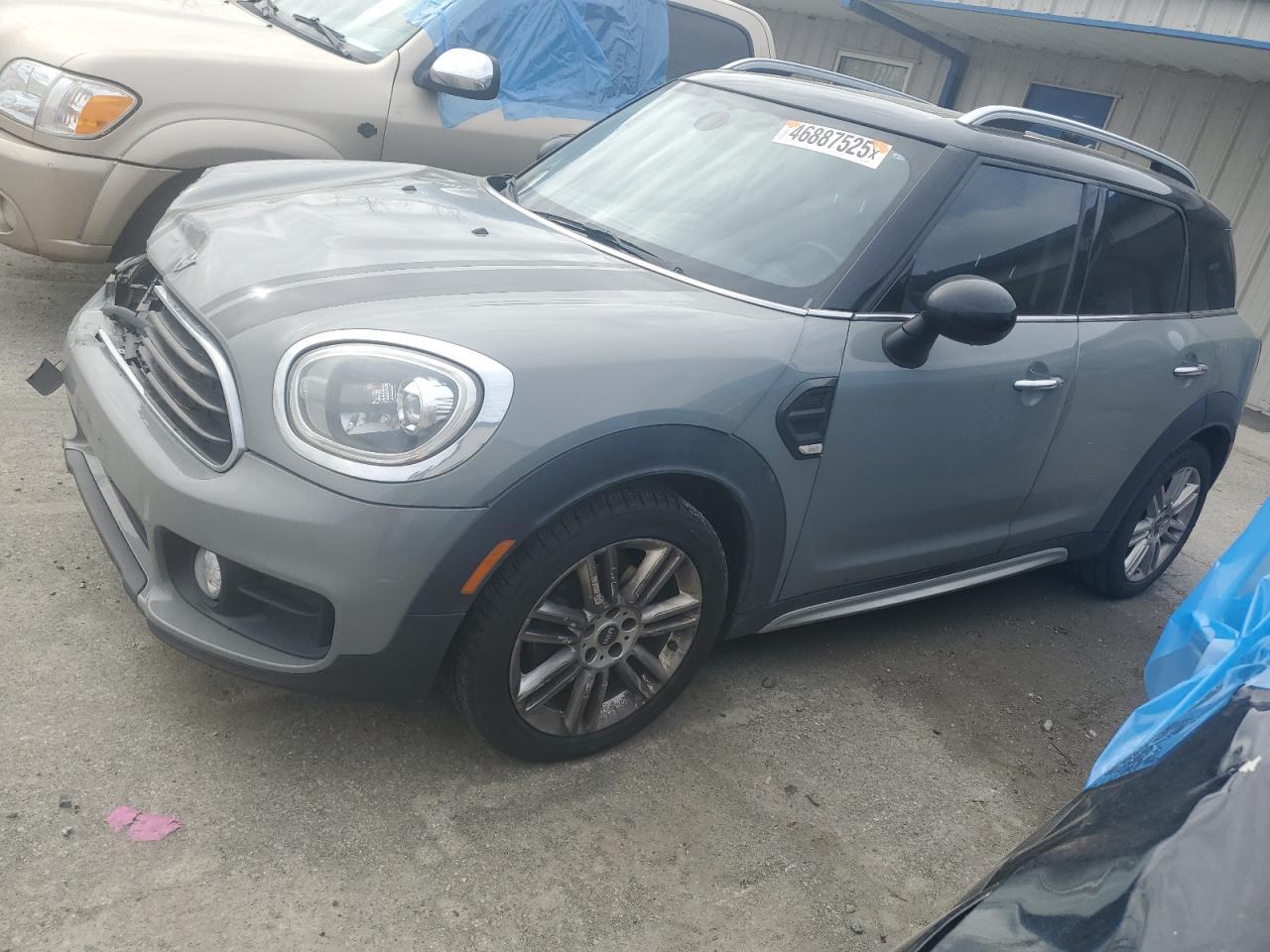 2017 MINI COOPER COU