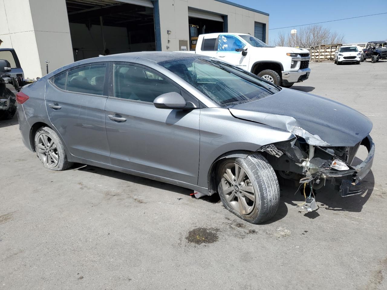 2017 HYUNDAI ELANTRA SE - Image 4