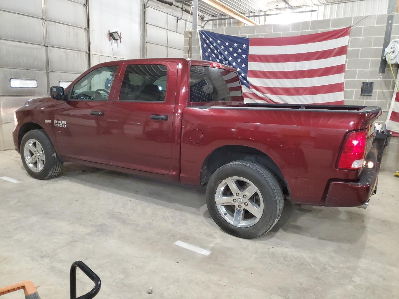 2017 RAM 1500 ST - Фото 2