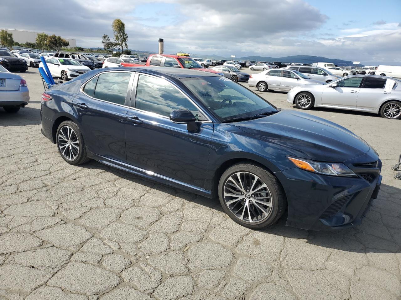 2019 TOYOTA CAMRY L - Image 4