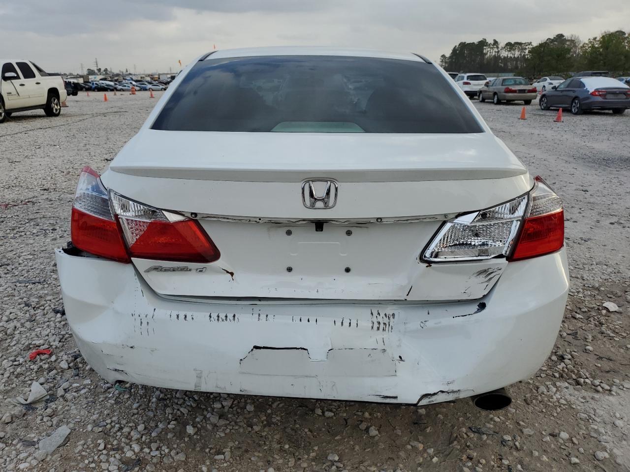 2014 HONDA ACCORD LX - Фото 6