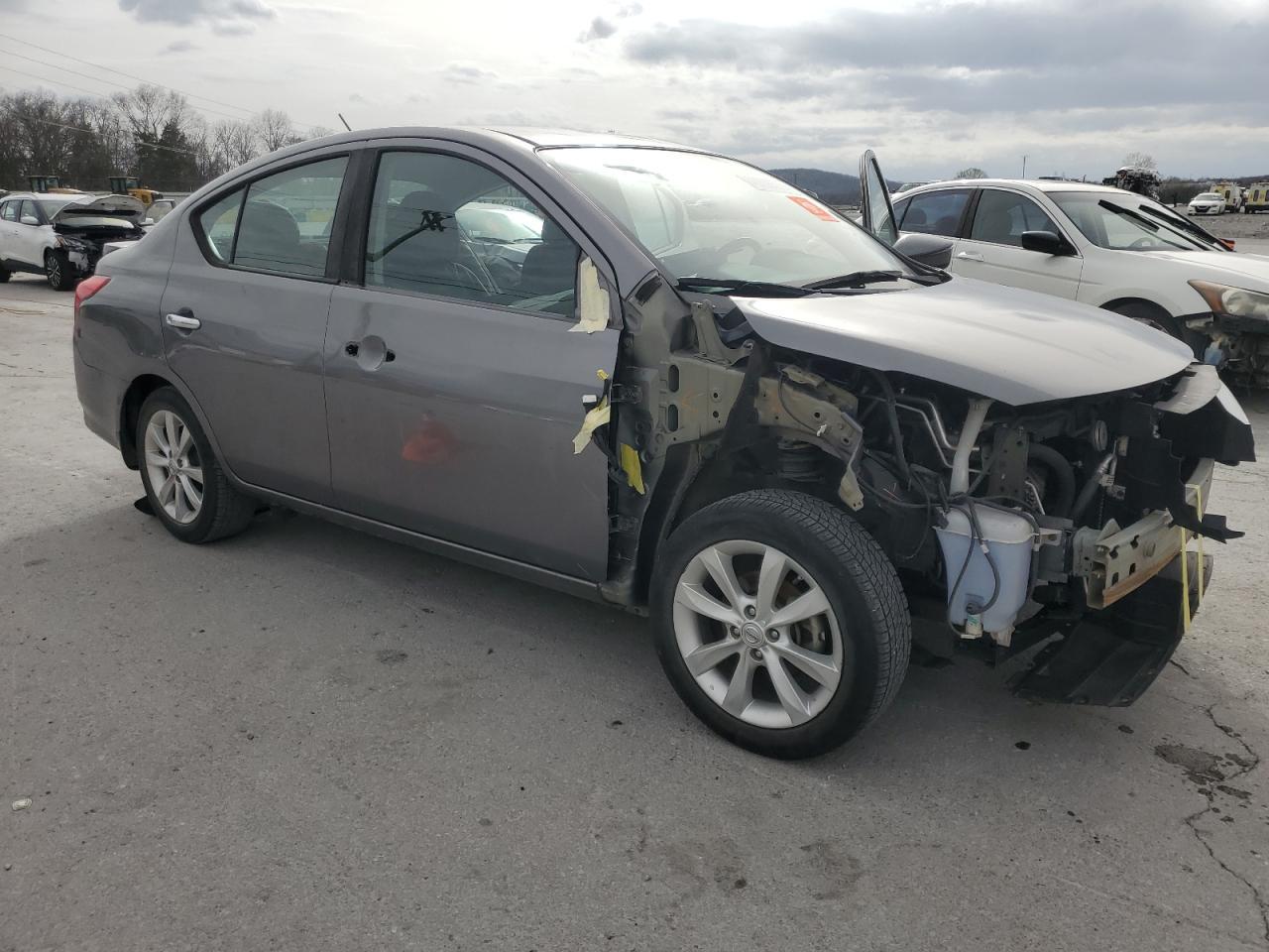 2016 NISSAN VERSA S - Image 4