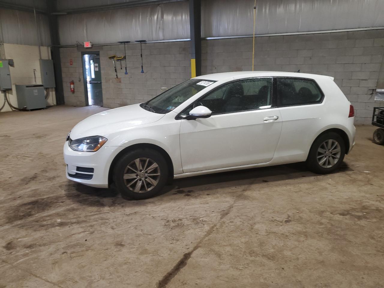 2015 VOLKSWAGEN GOLF