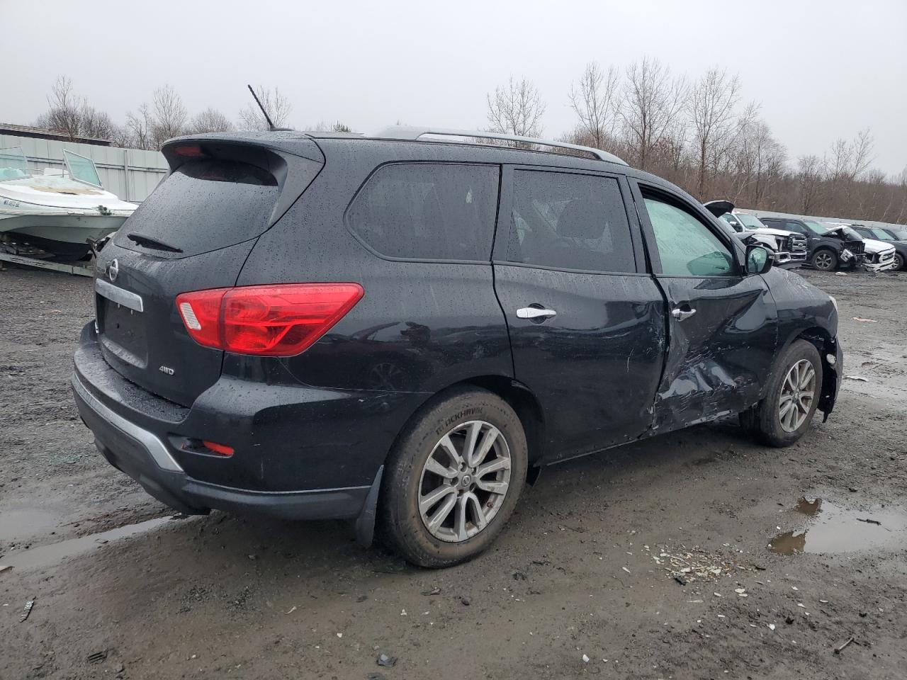 2018 NISSAN PATHFINDER - Фото 3
