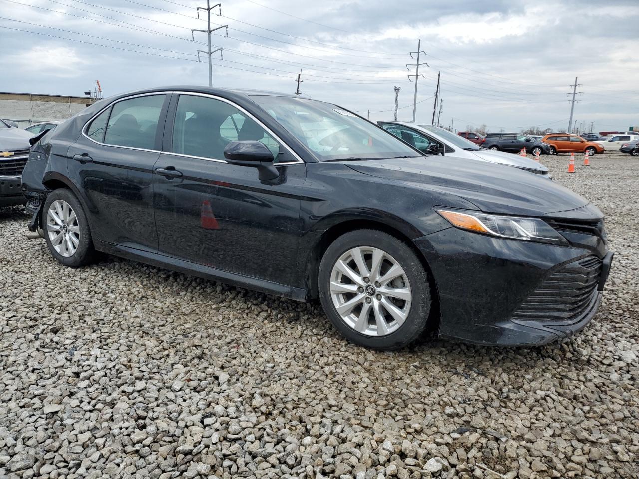2018 TOYOTA CAMRY L - Image 4
