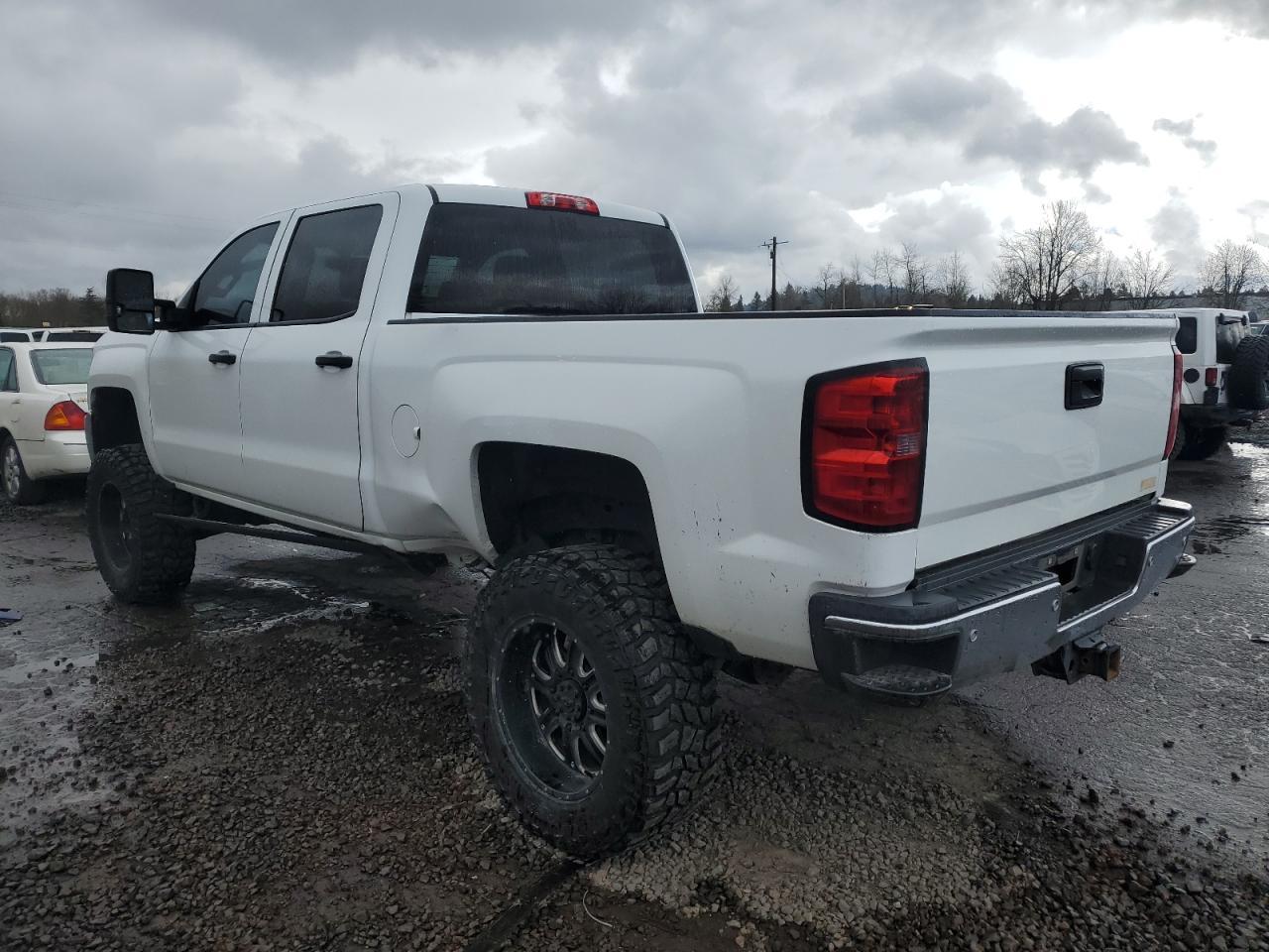 2015 CHEVROLET SILVERADO - Фото 2