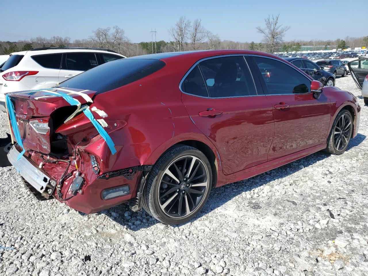2018 TOYOTA CAMRY XSE - Фото 3