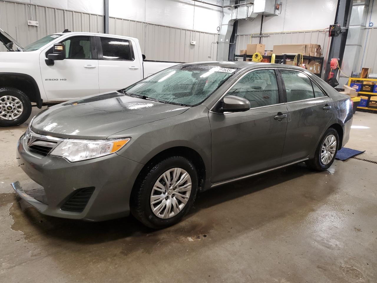 2013 TOYOTA CAMRY L