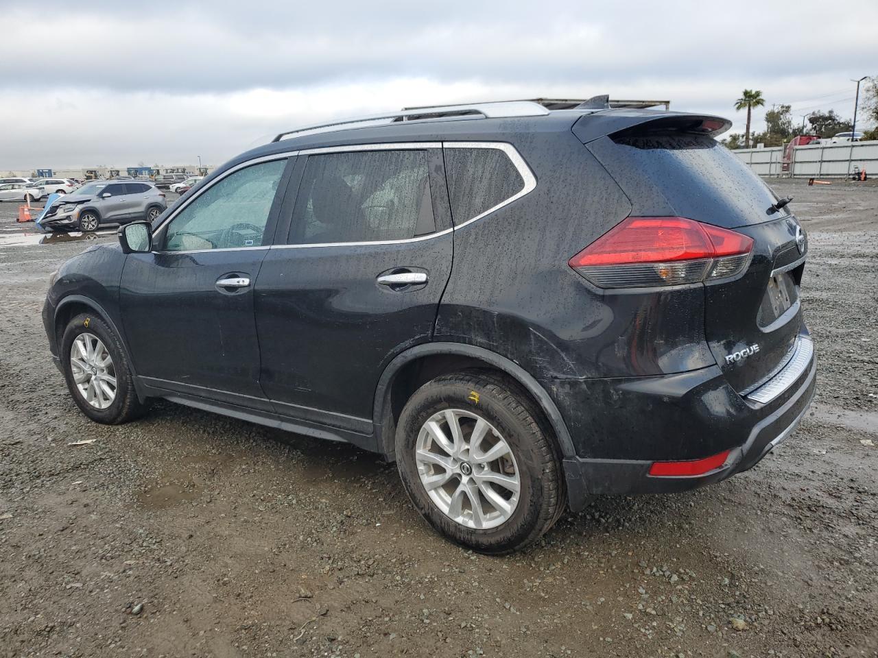 2017 NISSAN ROGUE S - Image 2