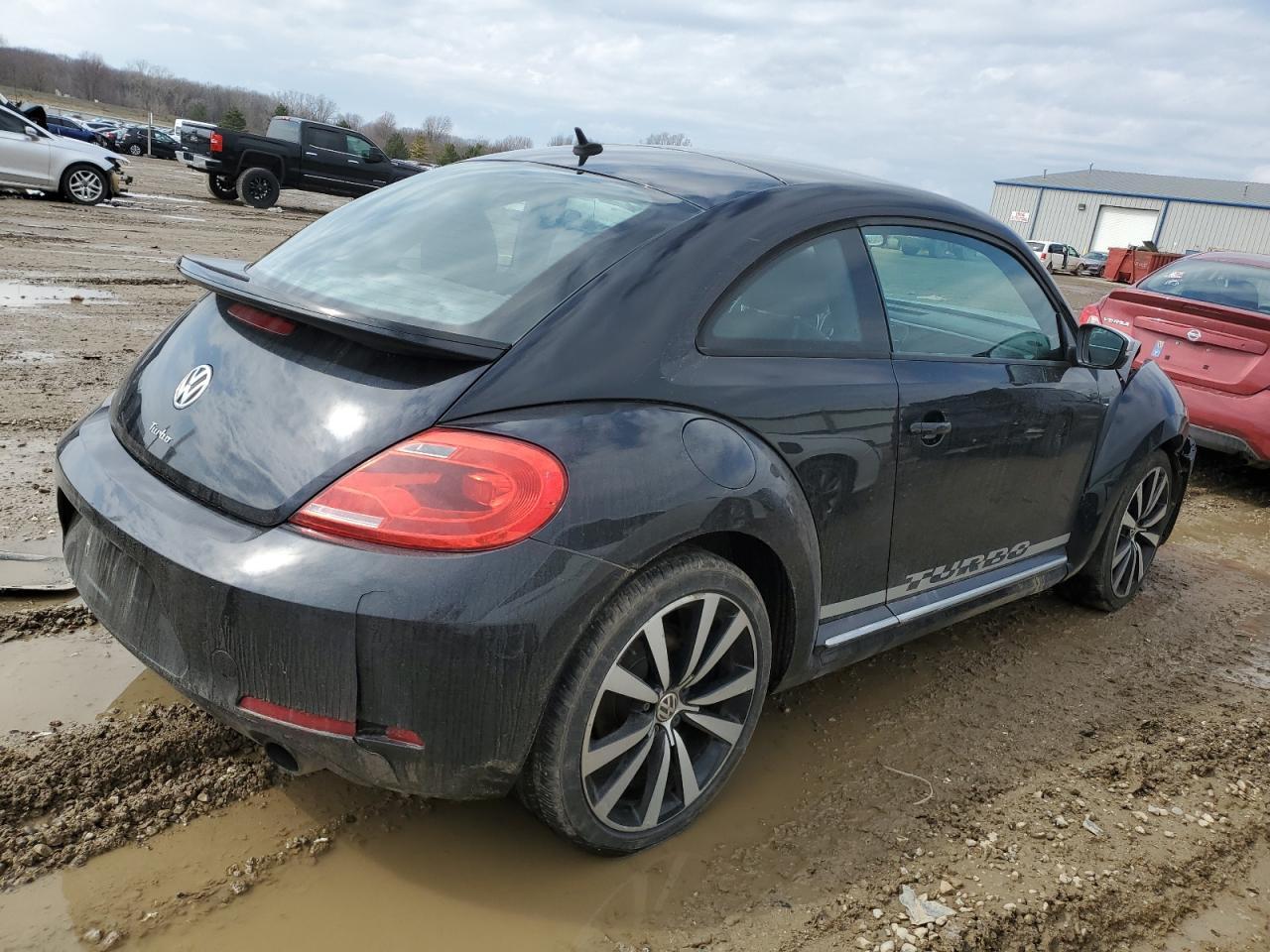 2012 VOLKSWAGEN BEETLE TUR - Фото 3