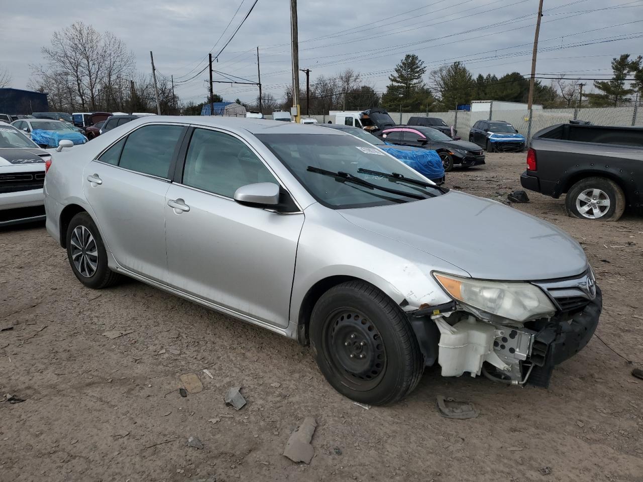 2014 TOYOTA CAMRY L - Image 4