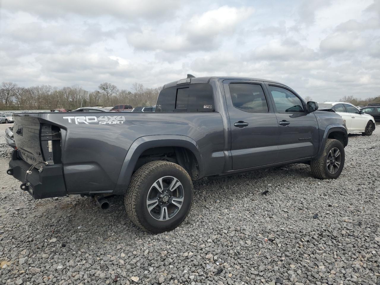 2017 TOYOTA TACOMA DOU - Фото 3