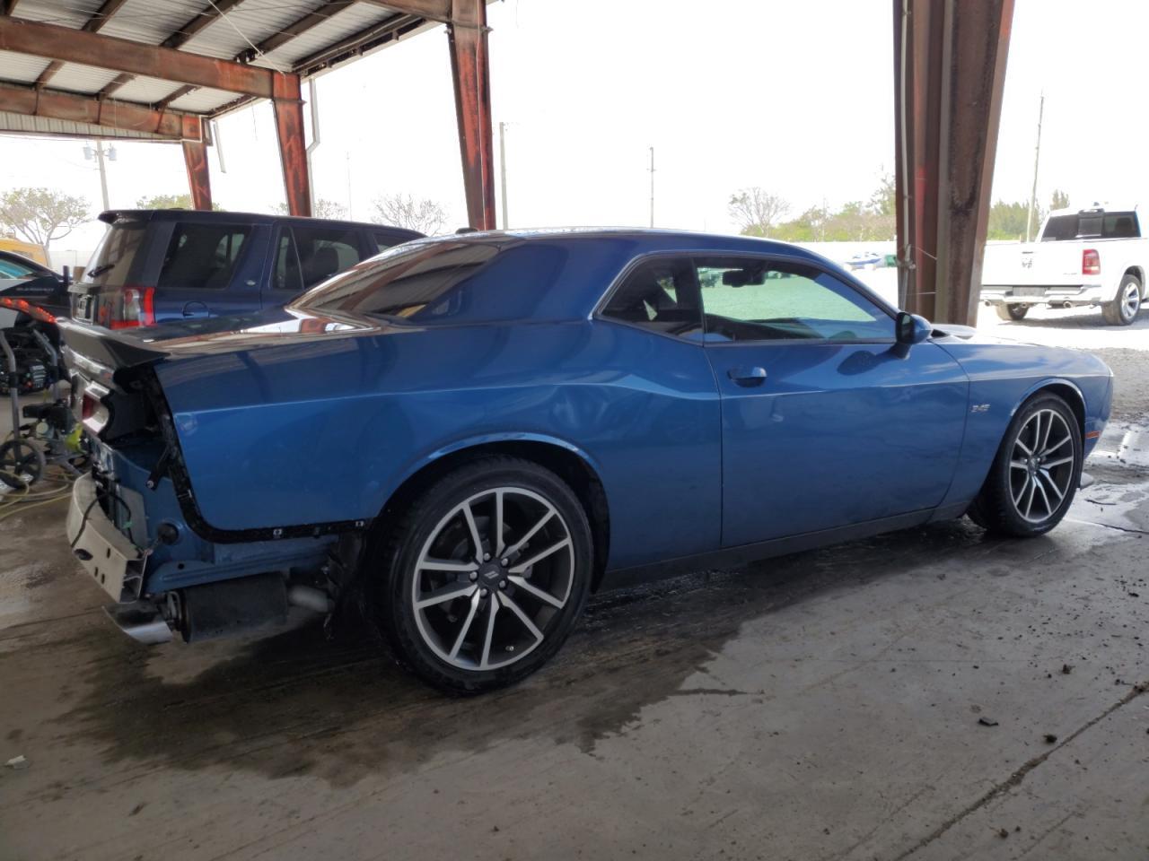 2023 DODGE CHALLENGER - Фото 3