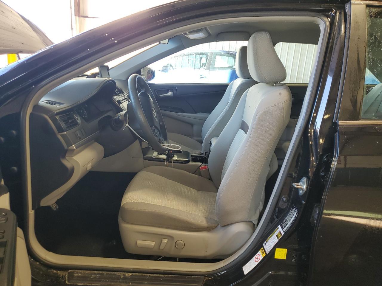 2014 TOYOTA CAMRY L - Фото 7