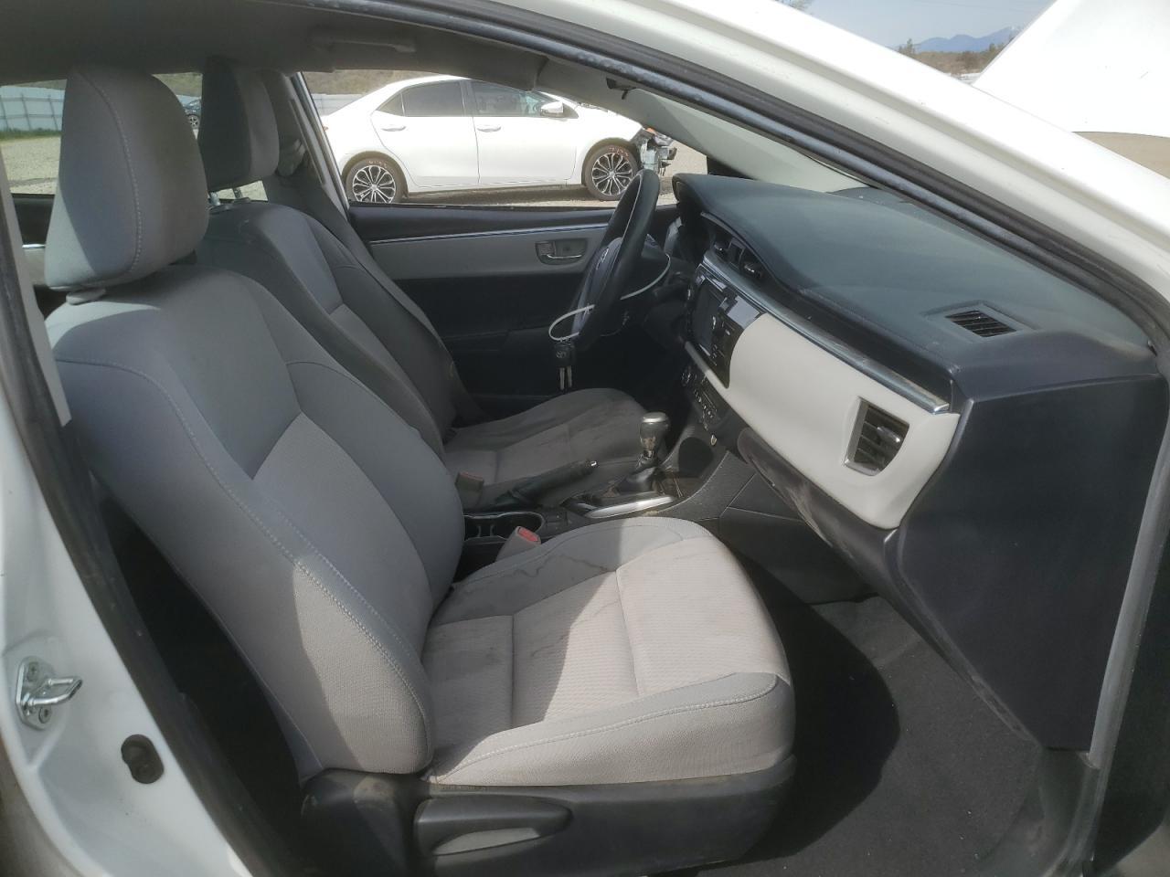 2015 TOYOTA COROLLA L - Image 7