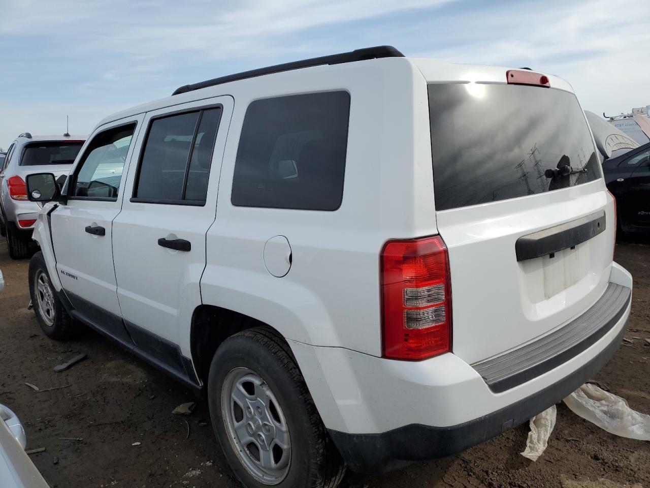 2014 JEEP PATRIOT SP - Image 2